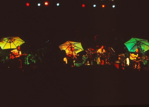 Page De Garde De L'album Tryo